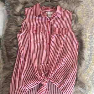 Sleeveless tie knot shirt